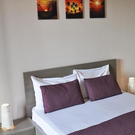 Antos Deluxe Apartment Констанца Екстер'єр фото