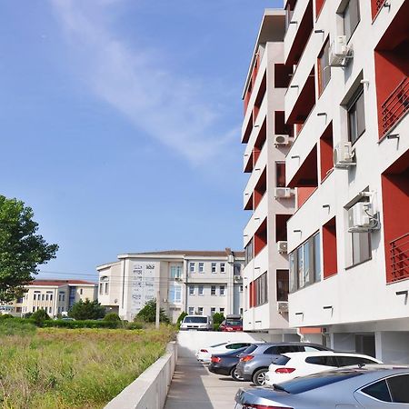 Antos Deluxe Apartment Констанца Екстер'єр фото